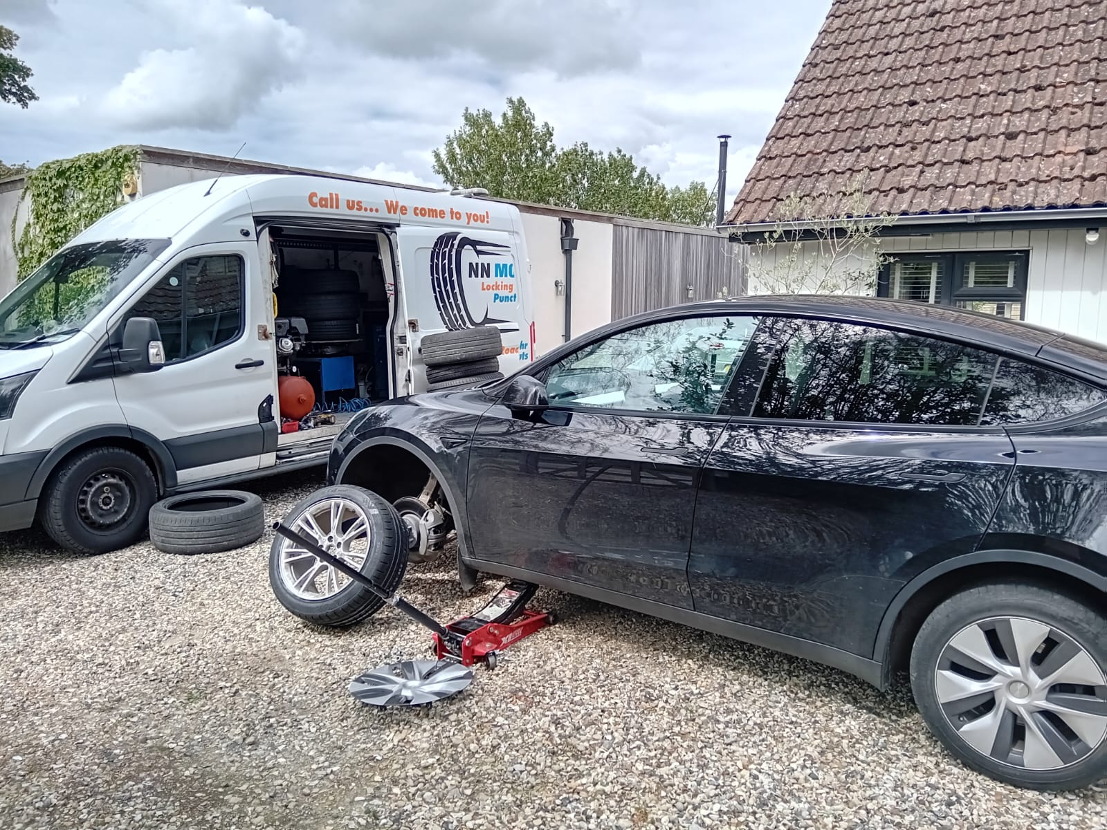 NN Mobile Tyres work photo 1
